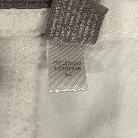 Chico's Women's So Slimming Girlfriend Jeans Cream Size 6 - Picture 10 of 12